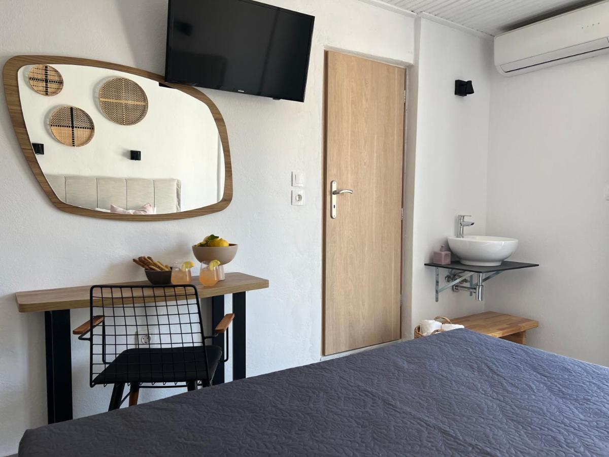 Australia Hotel Szkiáthosz Kültér fotó